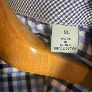 Jack Stone by Thomas Dean button down shirt